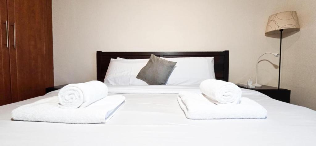 One Bed high floor MD6 1404