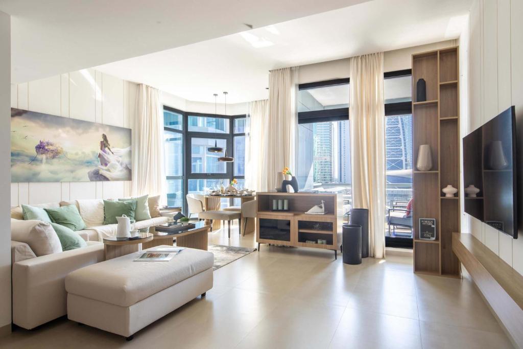 Frank Porter - Marina Residence A