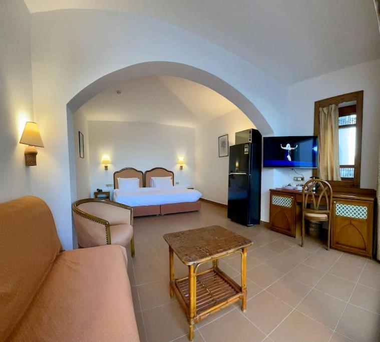 ℂoral Bay Dream - Luxury Sunset Sea View Apartment