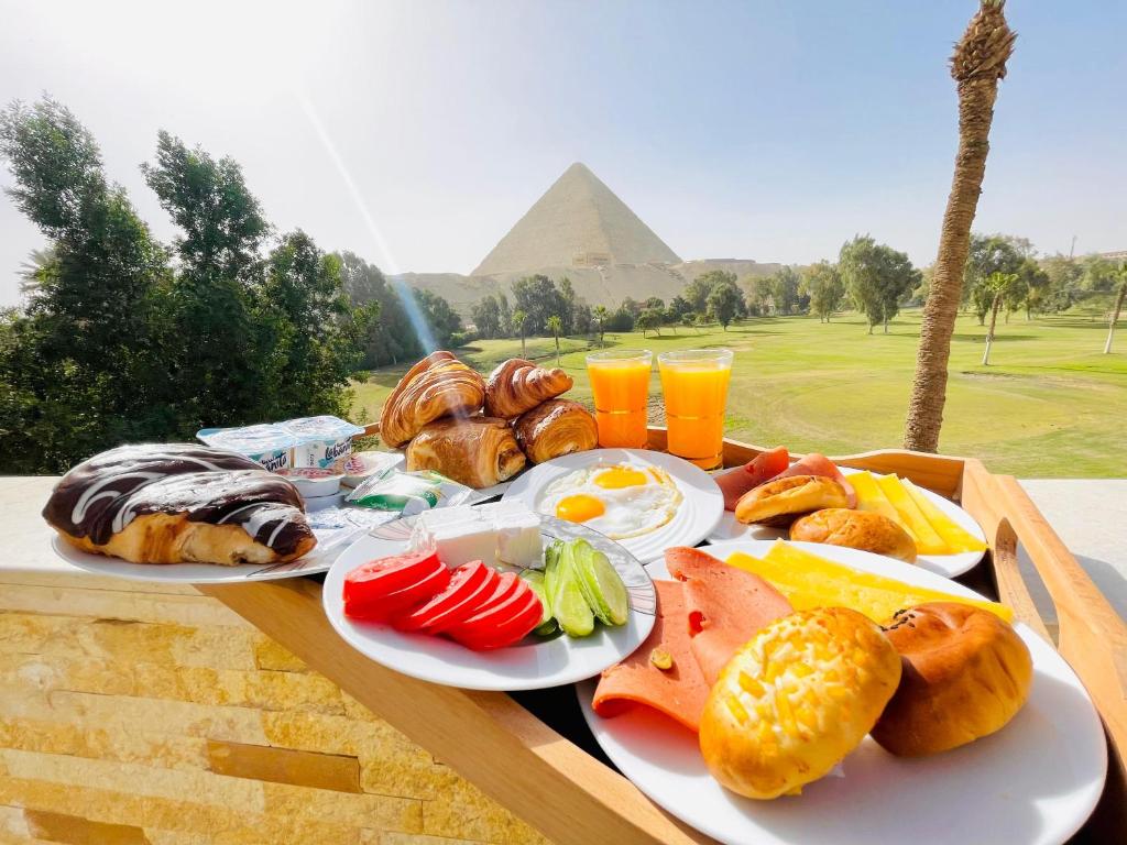 Jazal Pyramids View Hotel