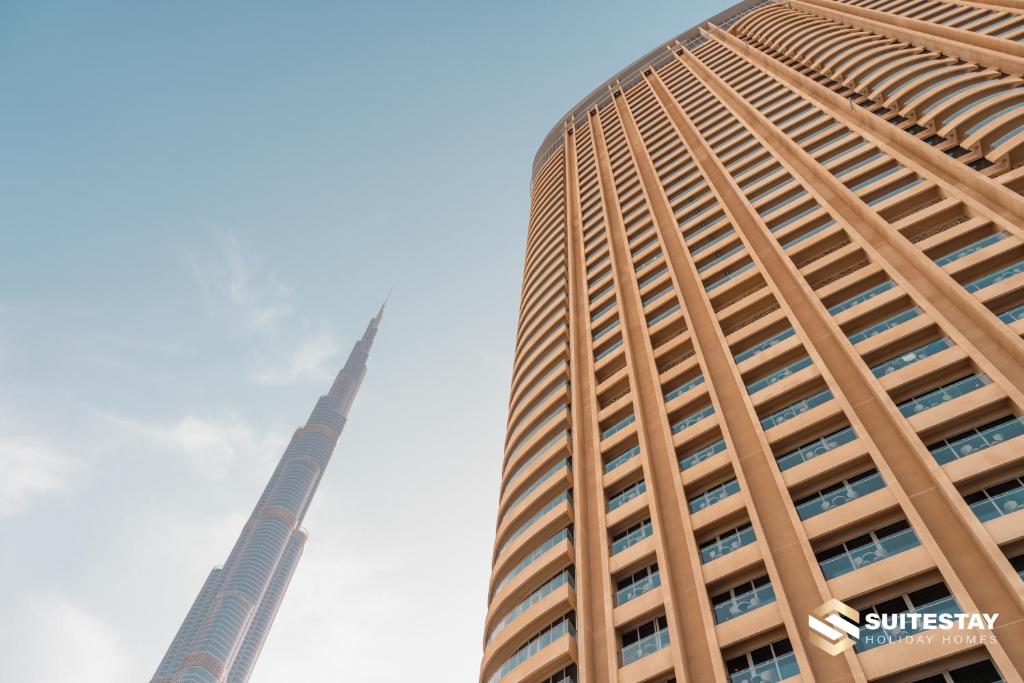 OSTAY-Fashion Avenue Dubai mall