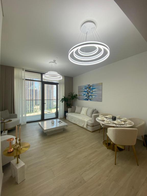 Palace Dubai Creek Harbour Residence