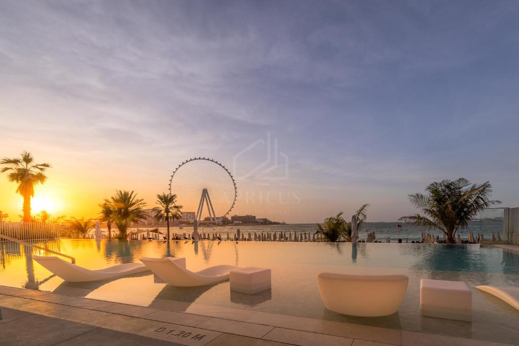 Panoramic sea view from new 2BD in La Vie JBR
