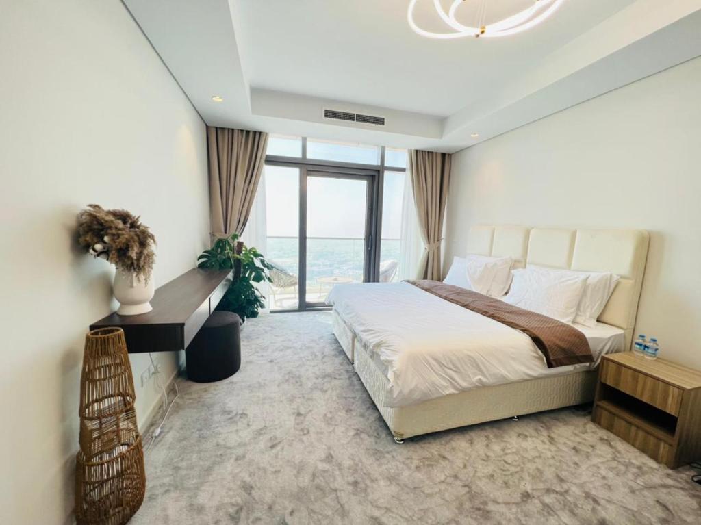 Paramount midtown residence luxury 3 bedroom with amazing sea view and close to burj khalifa and dubai mall