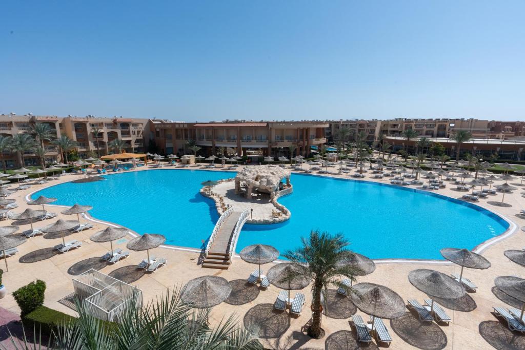 Parrotel Lagoon Waterpark Resort