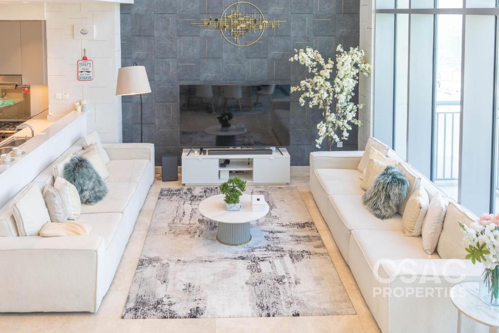 4BR Penthouse at Creek Harbour