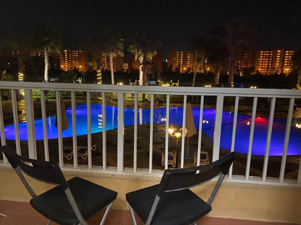 Pool View Apartment in Golf Porto Marina