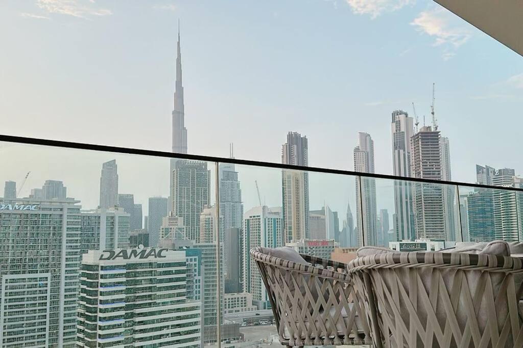 Premium 2br Apartment With Burj Khalifa View