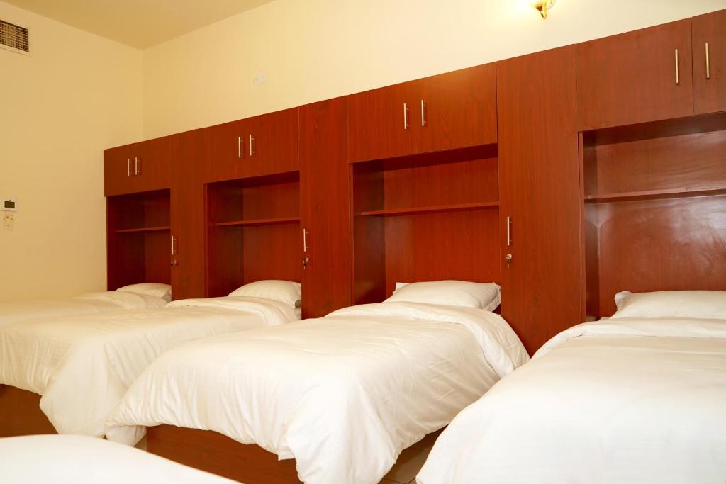 Beds & Company Men Hostels