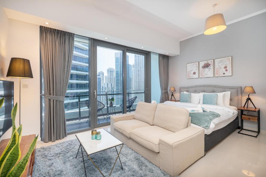 Prime Stylish Studio with Marina Views