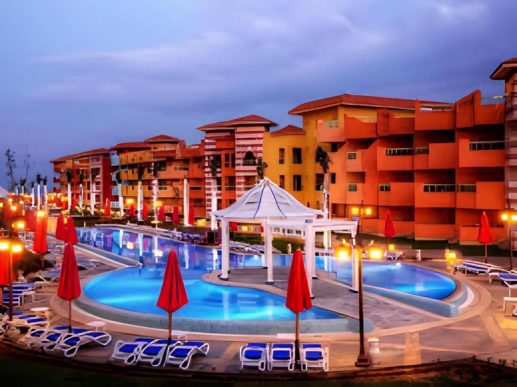 Private apartment in porto south beach