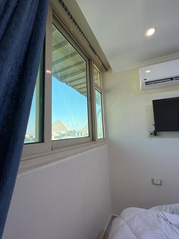 Pyramids Pride Inn