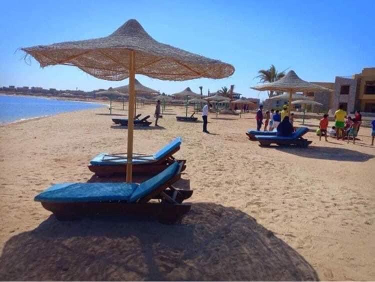 قرية لاجولي مارينا العين السخنه