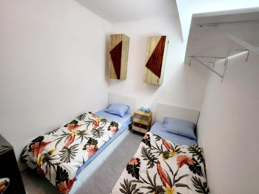 Room For 2 Person Close to Metro