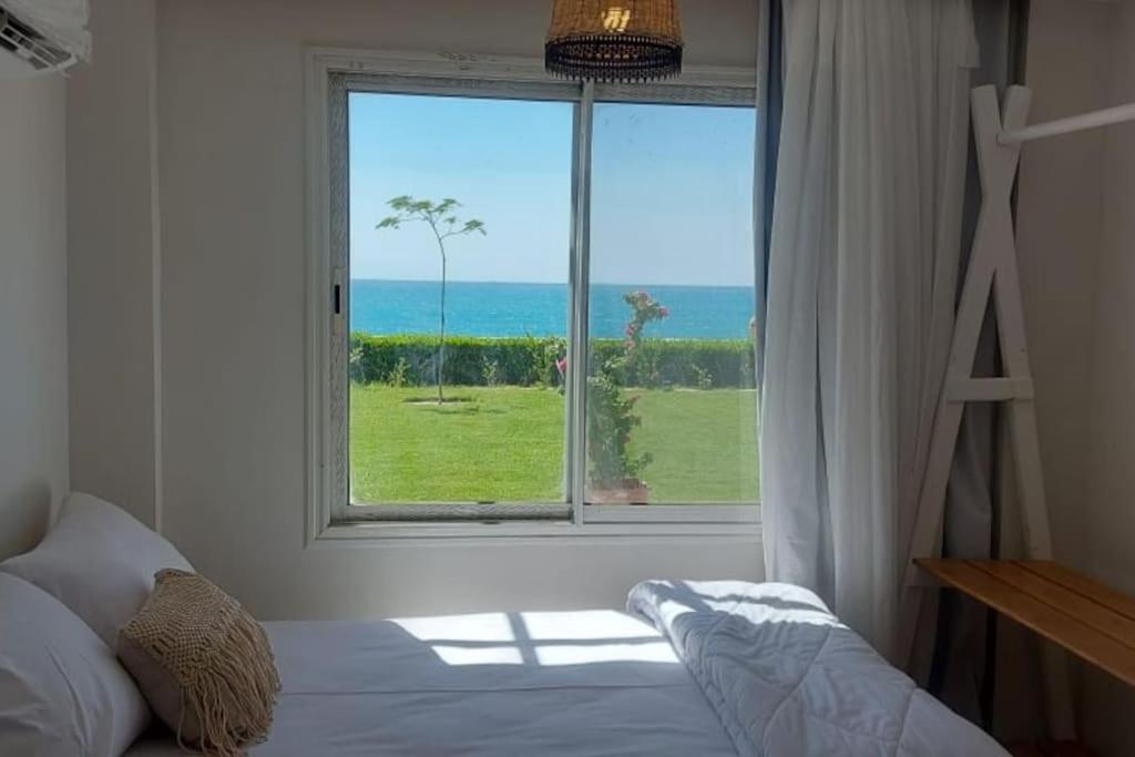 Beachfront Haven -Private Getaway Ras Sidr راس سدر - Two Bedroom Chalet