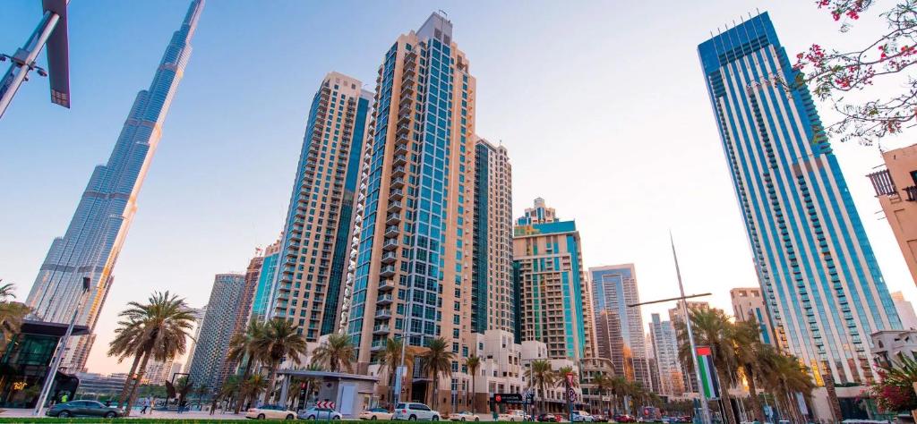 Cool Breeze in Dubai Studio with Downtown Views