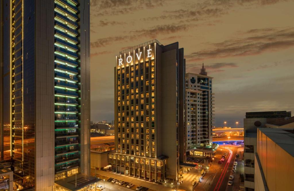 روڤ مرسى دبي