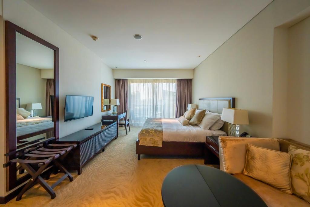 Scenic view studio/Dubai Marina