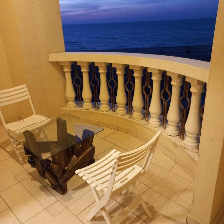 Sea View Studio 1 Royal Breeze