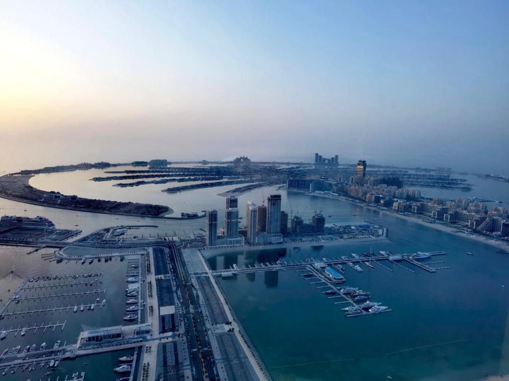 Luxury stay in Marina