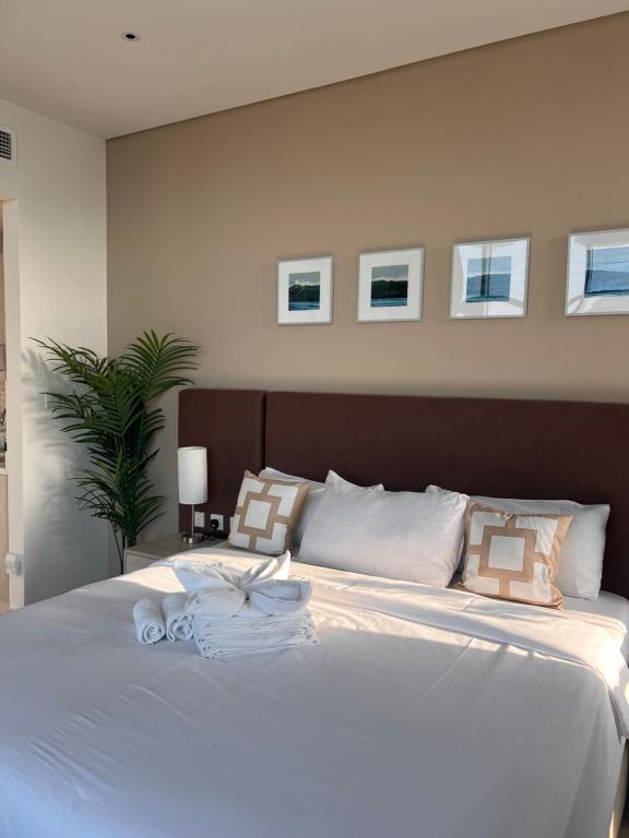 Serenity Suites studio in Seven Palm corner view