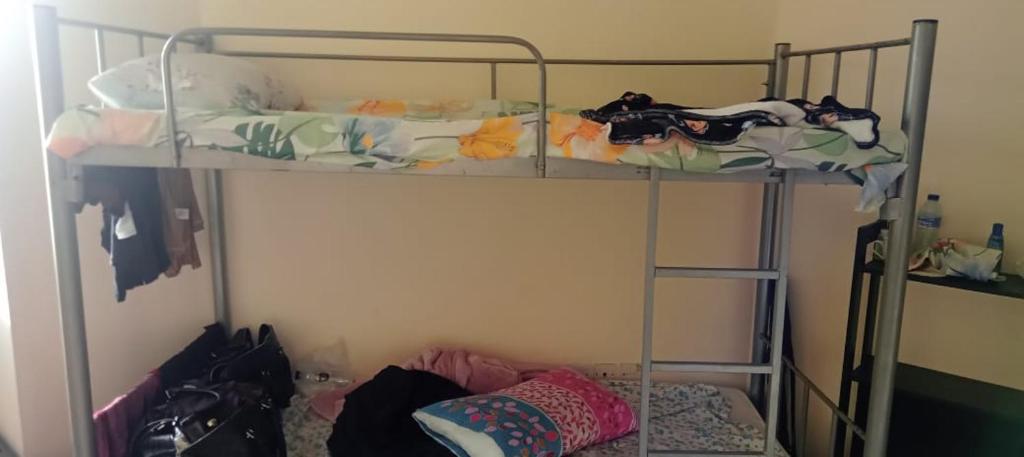 sharing room with other guests