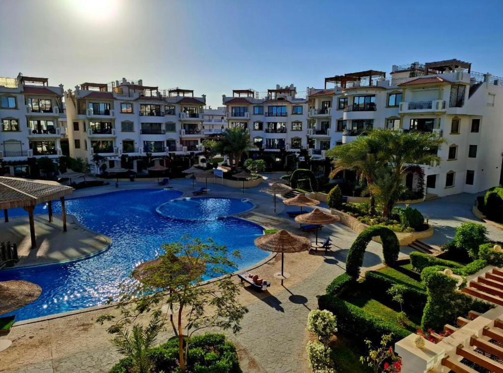 Sharm Hills Escape