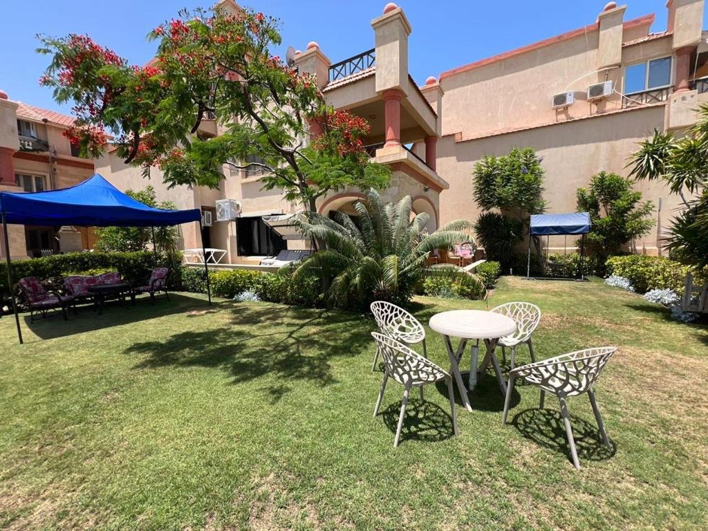 Lazorde bay sea front family chalet first row with garden سيدي عبد الرحمن الساحل الشمالي لازرودي باي