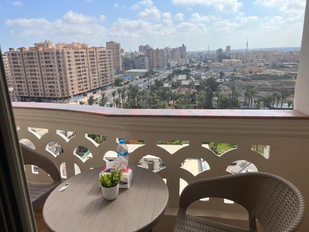 شقة فاخرة في كمبوند ميامى جراند بلازا الإسكندرية