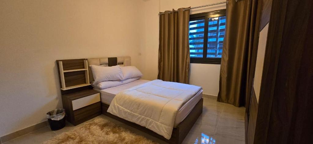 شقة فندقية عصرية بأجواء مريحة وتجربة استثنائية في مدينتي A stylish apartment for a unique and comfortable stay in madina