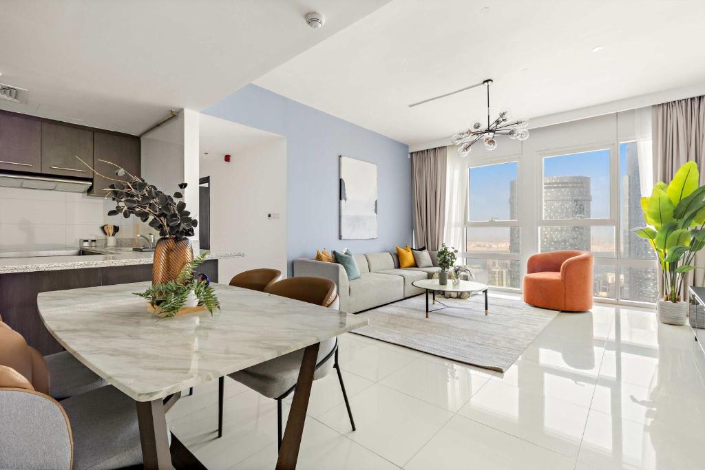 Silkhaus Chic 2BR in Horizon Tower near Beach