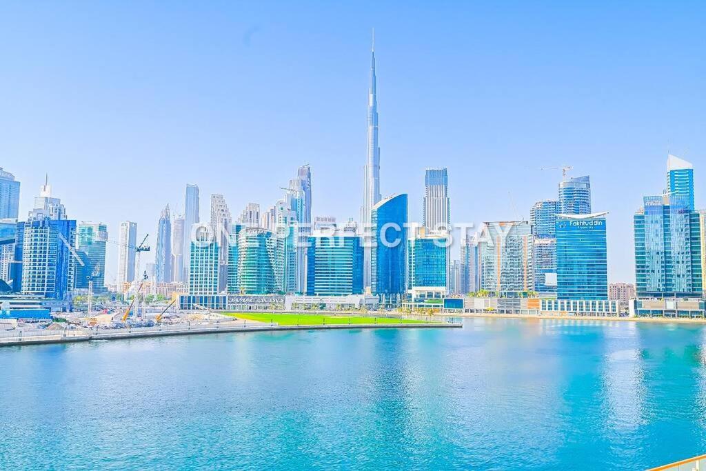 Sky-High Elegance Studio In Business Bay