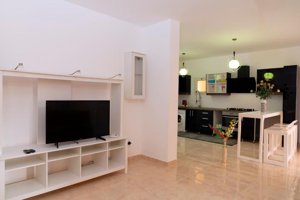 Modern 2BR Apartment - Al Dora Resort, Hurghada