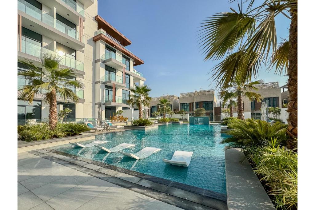 Relaxed Dubai Days Cozy Brand New Studio in JVC