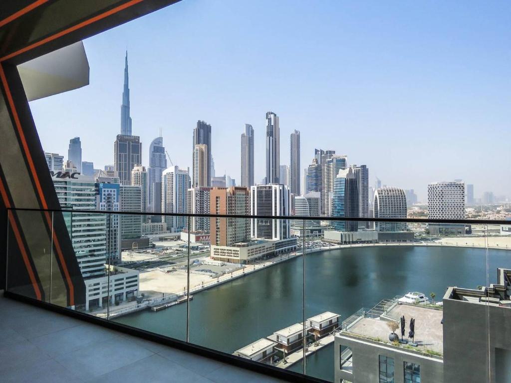 Stunning 1 bedroom in Binghatti, Burj Khalifa view