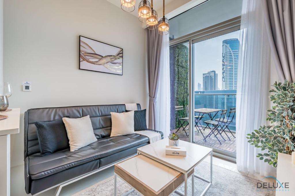 Stunning 1BR Apartment in Vera Tower, Business Bay by Deluxe Holiday Homes