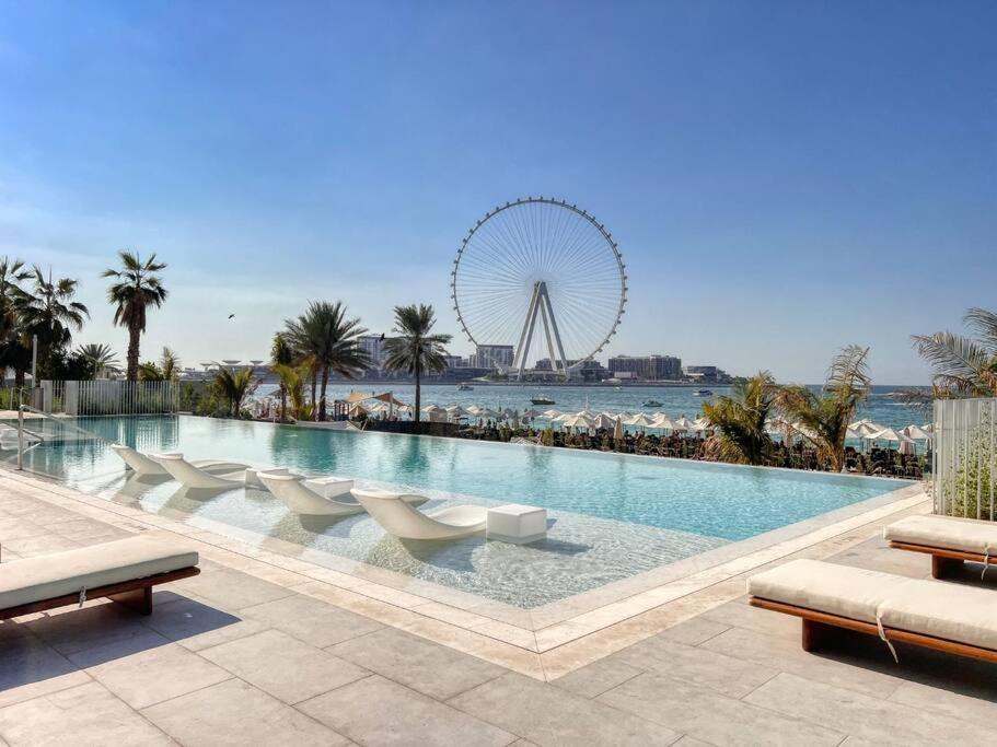 Stunning 2BR with Sea and Ain Dubai View at JBR