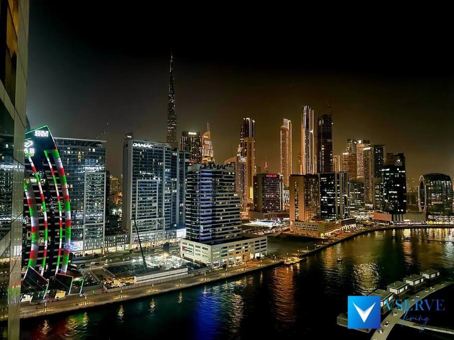 Vserve - 1 BR Stunning Canal and Burj Khalifa View