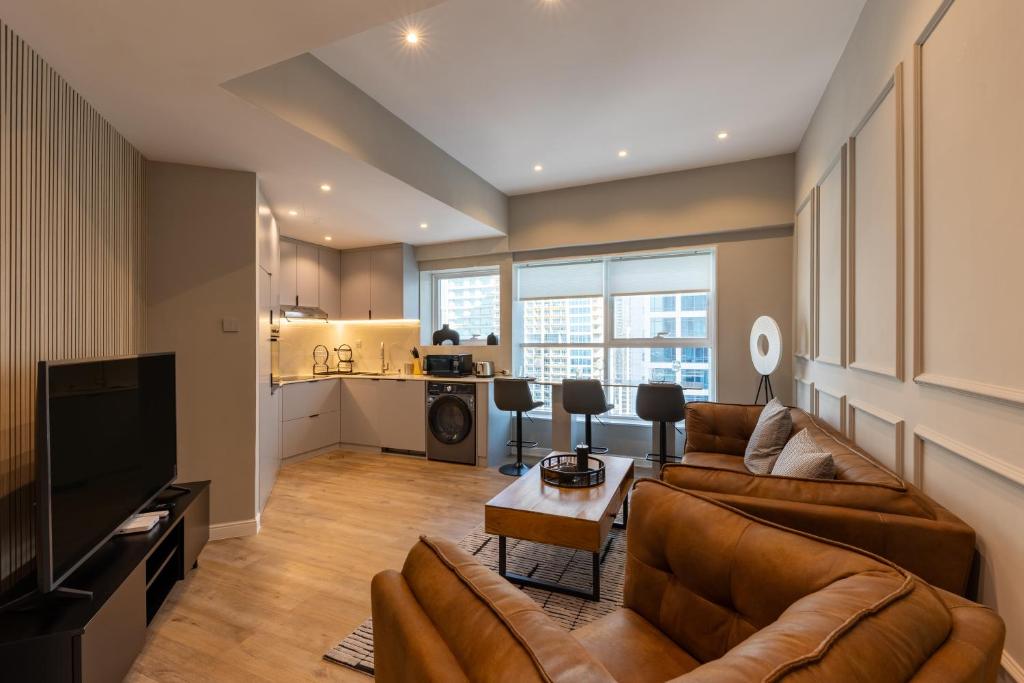 2-bedroom Apartment JLT Lake View, 8 Min To Metro