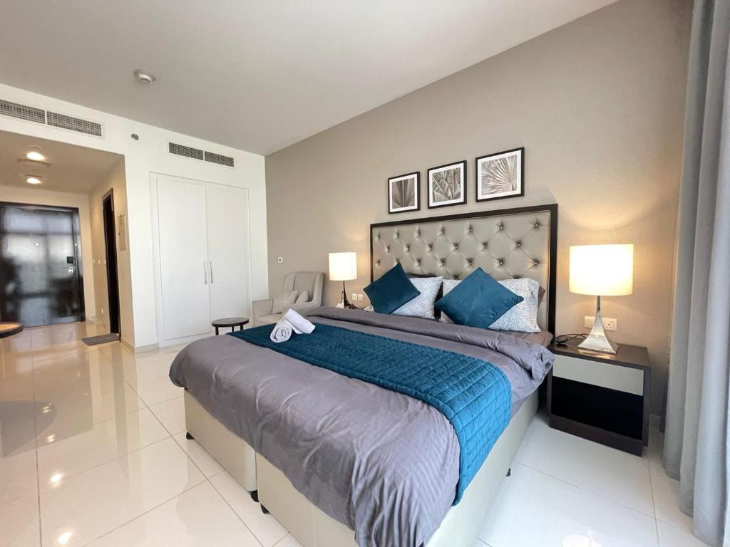 Suit Appartement Jabel Ali with balcony