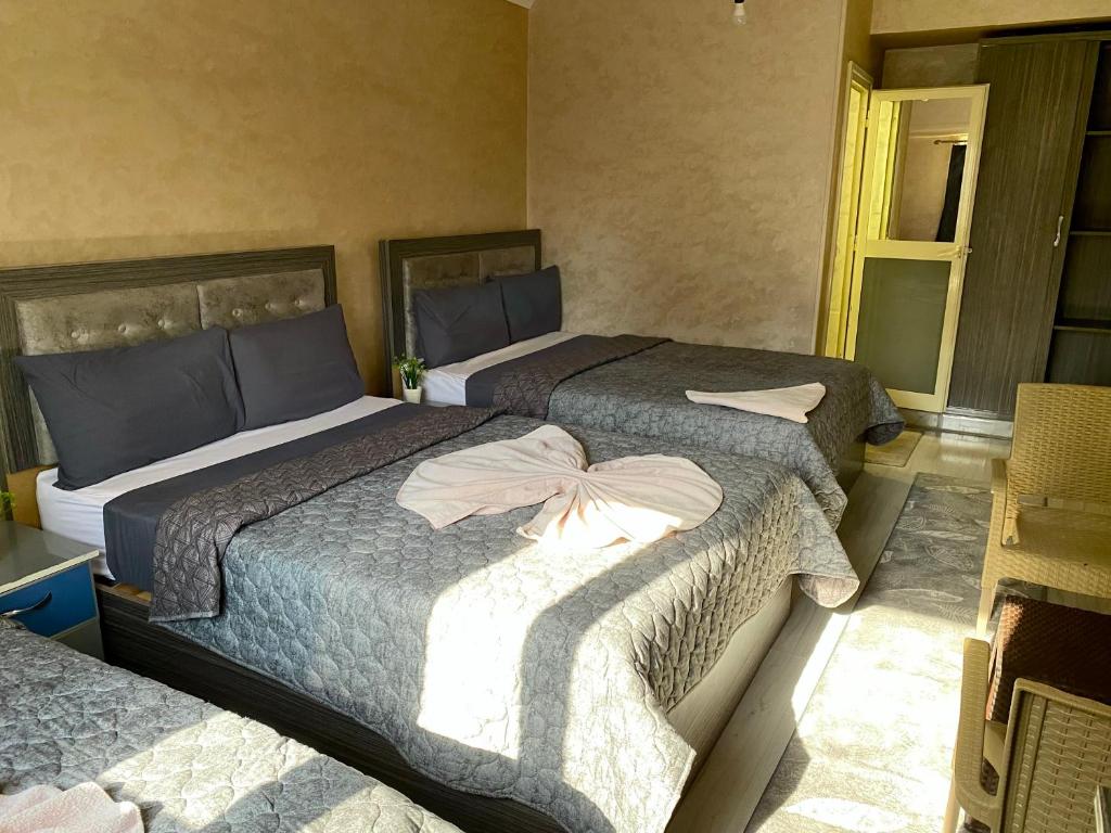Sunset Hostel