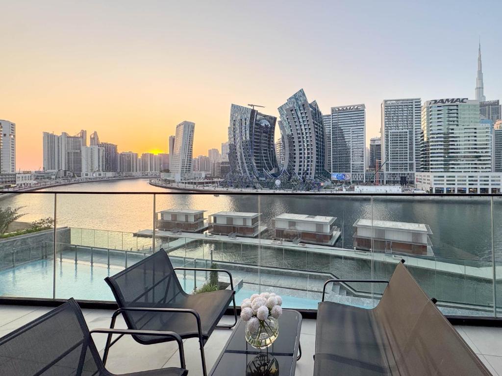 Sunset View Overlooking Burj Khalifa and Canal View