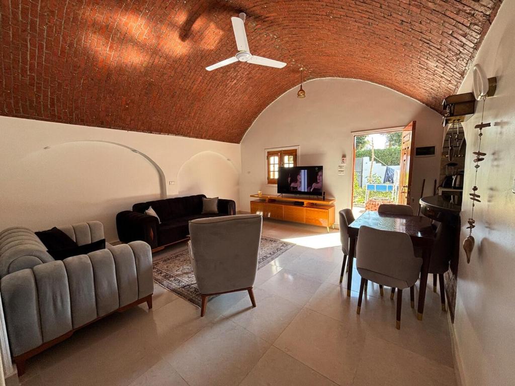 Taha House