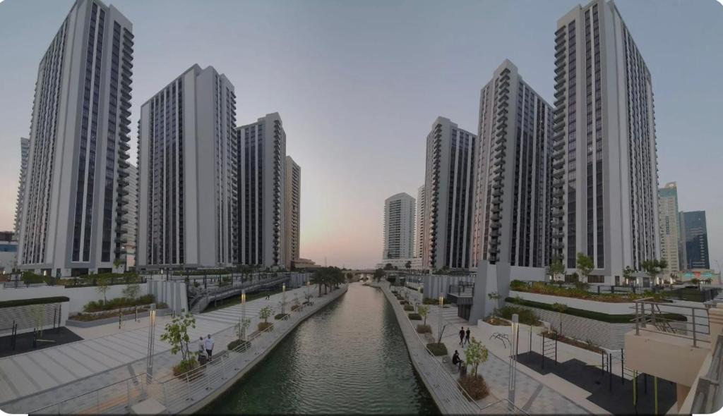 The Bridges Abu Dhabi Holiday Homes 6