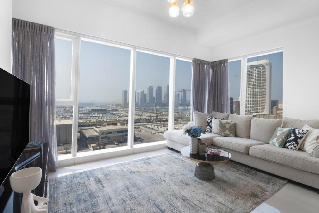 The Smart Concierge - Damac Heights