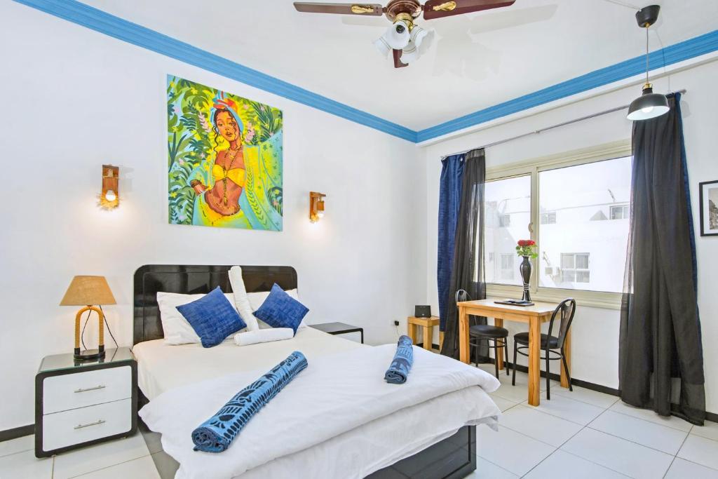 Rare New Marina Hotspot With Pool & Fast Free WIFI - Western Standards - Sheraton Plaza 415