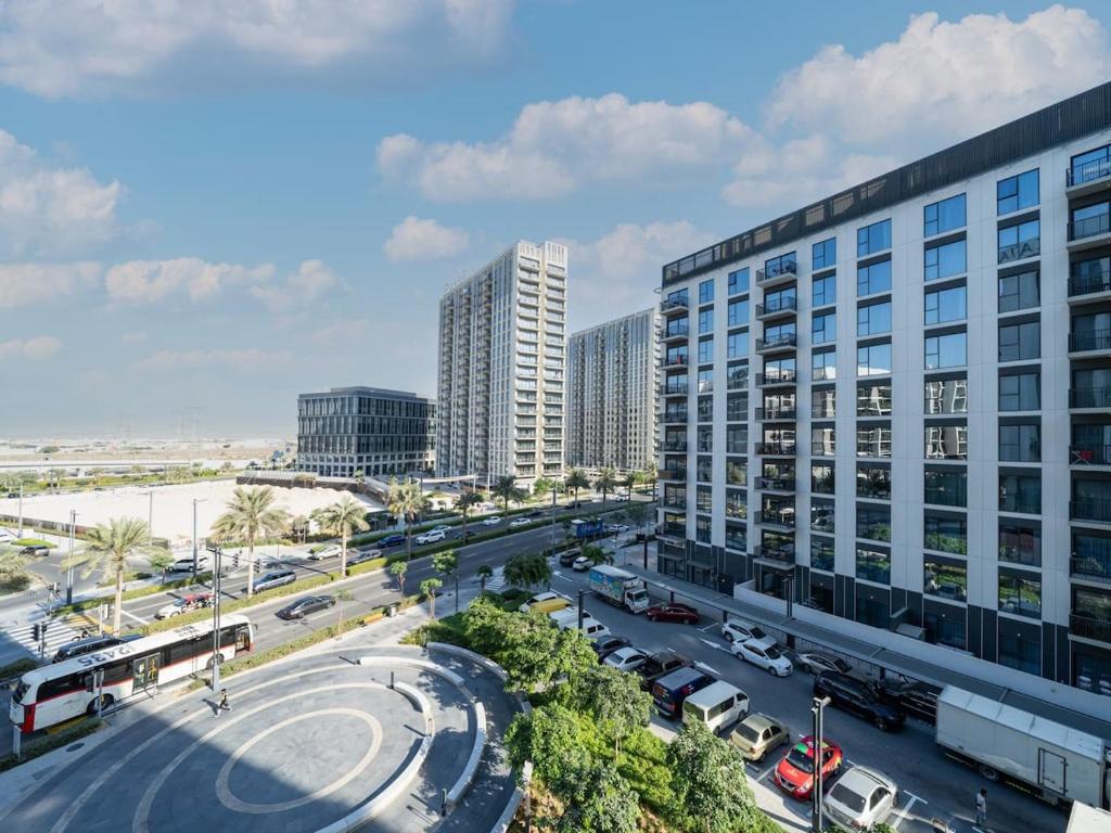 Tranquil 1 Bedroom Dubai Hills Escape