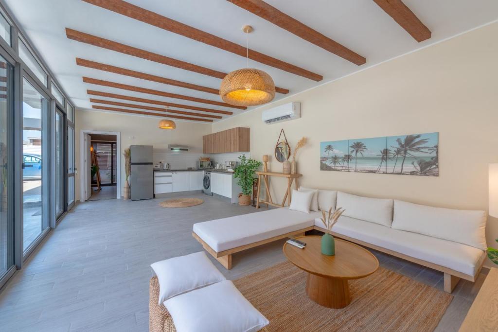 Tropical 2BR Paradise in Bali, El Gouna. Pool, Patio & BBQ