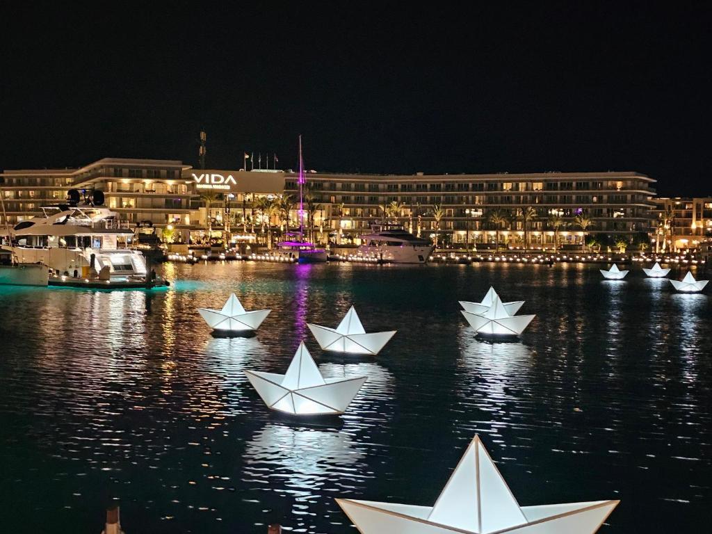 Vida Marina Hotel Residence, Marrassi north coast , Seaview 3 Bedroom