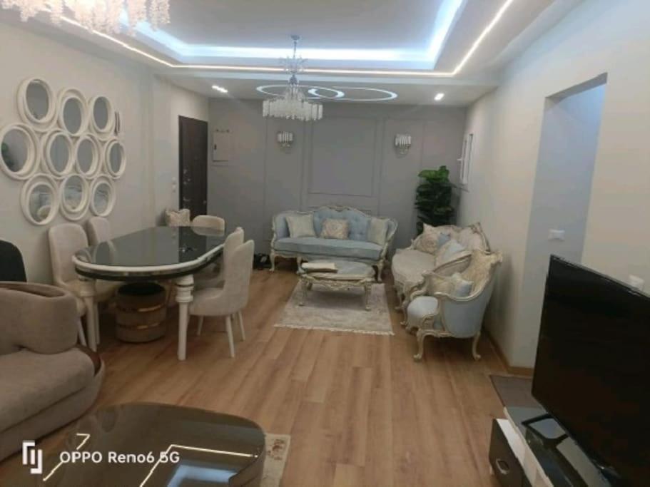 VIP 3BHK Super Tidy -BGHOMES